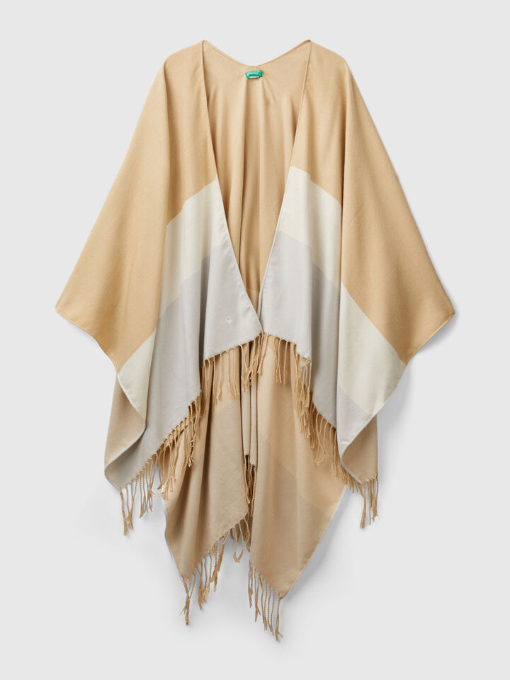 CAPE Mujer image number 4